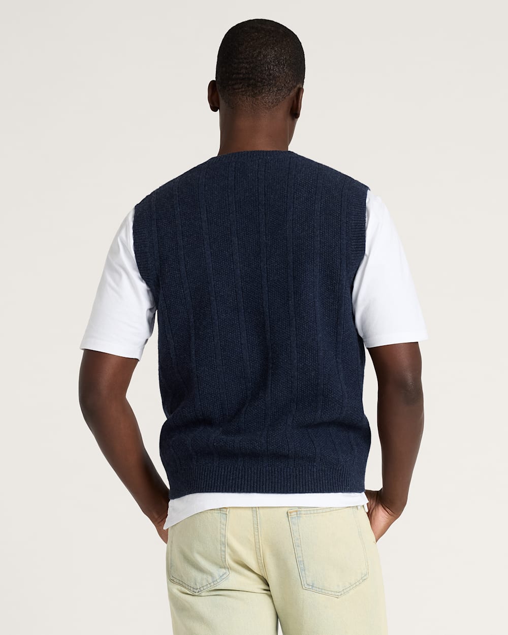 Pendleton Shop Men's Mixed Stitch Merino Vest in Sweaters