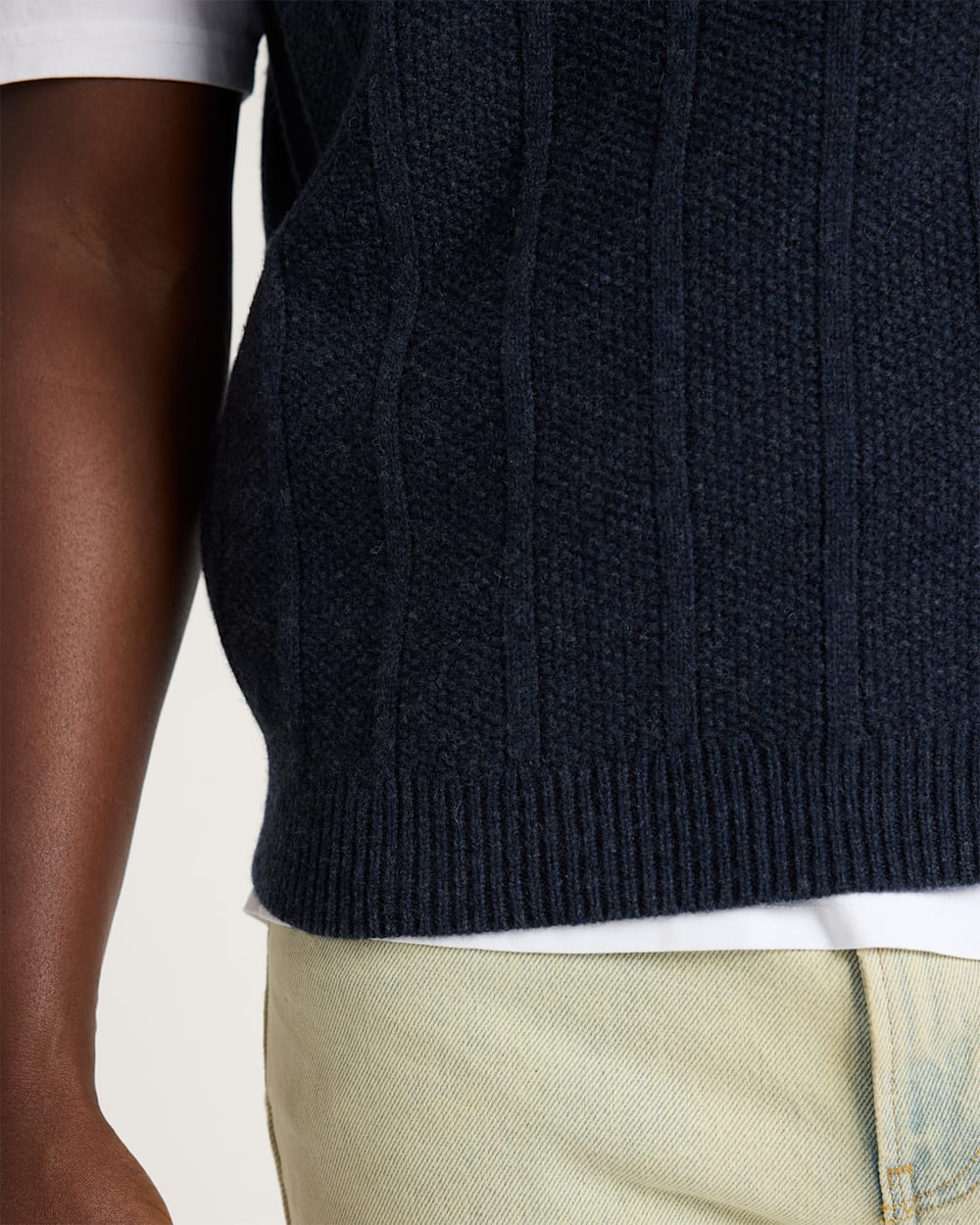 Pendleton Shop Men's Mixed Stitch Merino Vest in Sweaters