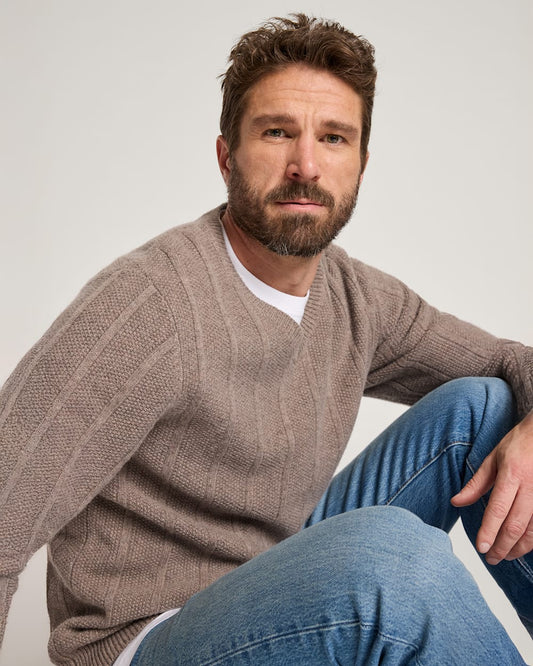 Pendleton Shop Men's Mixed Stitch Merino V-Neck in Sweaters