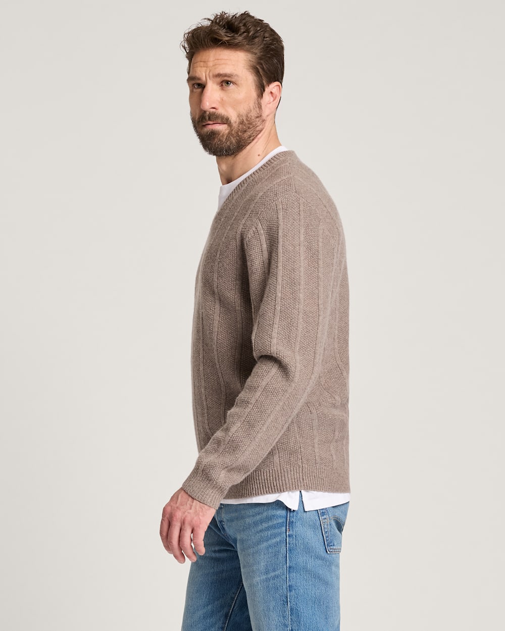Pendleton Shop Men's Mixed Stitch Merino V-Neck in Sweaters