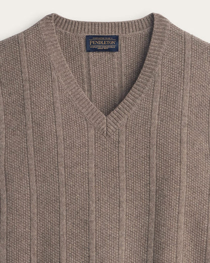 Pendleton Shop Men's Mixed Stitch Merino Vest in Sweaters