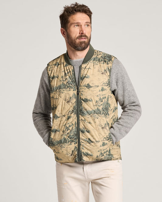 Pendleton Shop Men's Wildwood Reversible Vest in Jackets & Coats