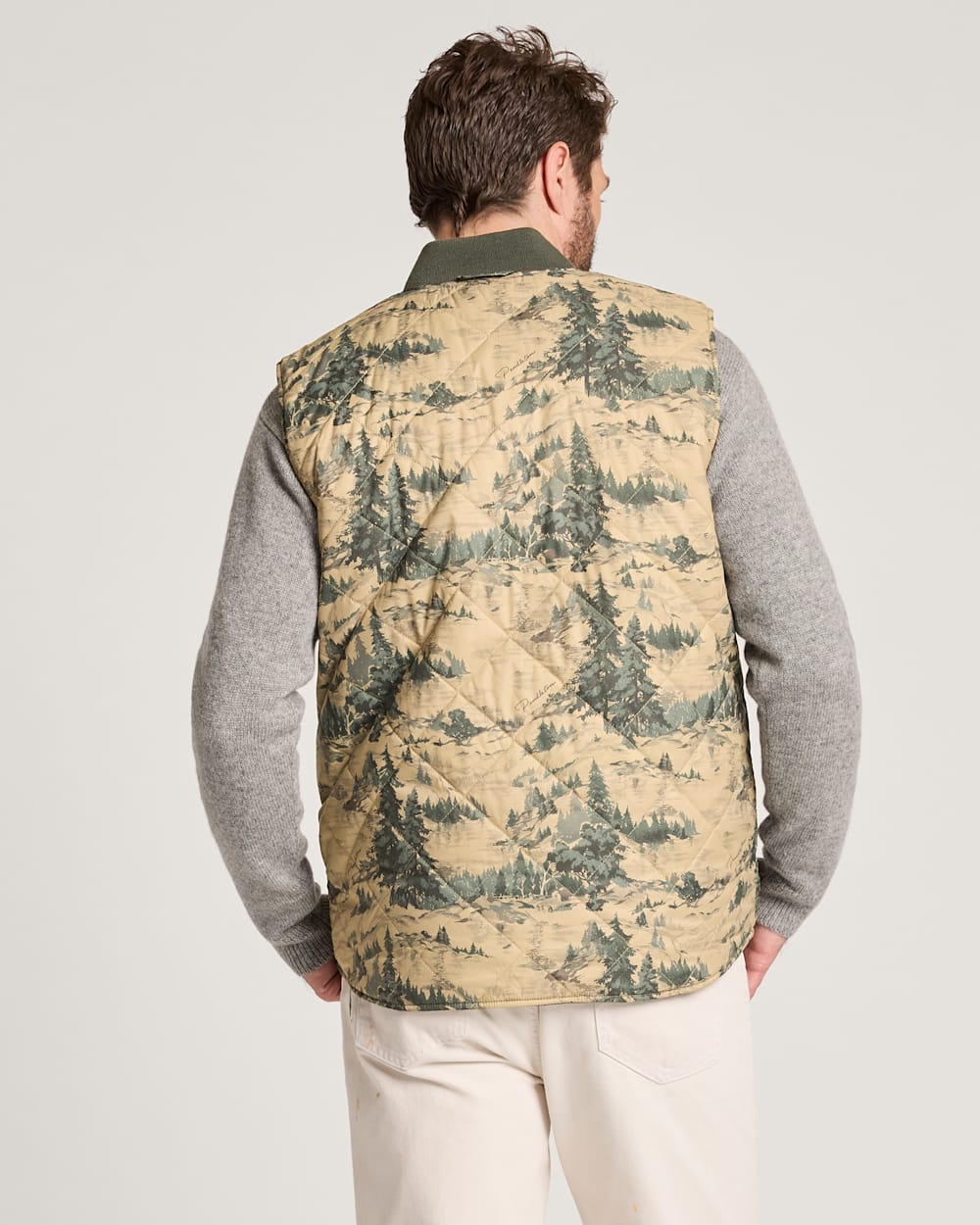 Pendleton Shop Men's Wildwood Reversible Vest in Jackets & Coats