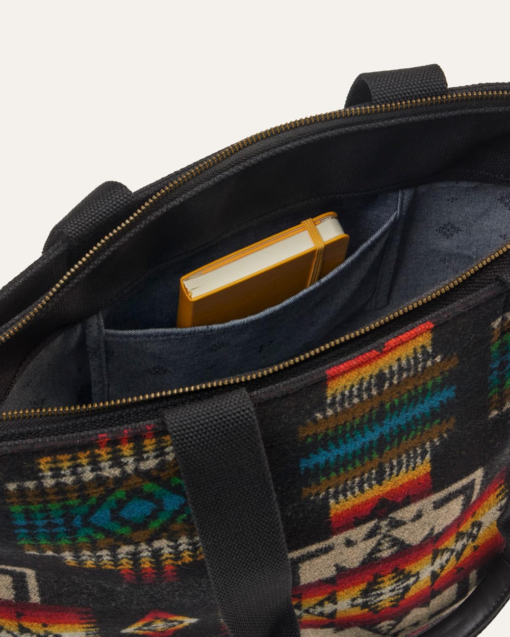 Pendleton Traditions City Zip Tote