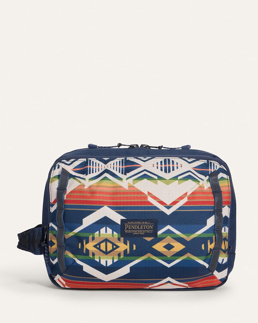 Pendleton Creekside Explorer Travel Kit