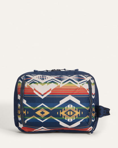 Pendleton Creekside Explorer Travel Kit