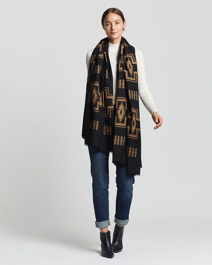 Pendleton Shop Luxurious Harding Featherweight Wool Scarf