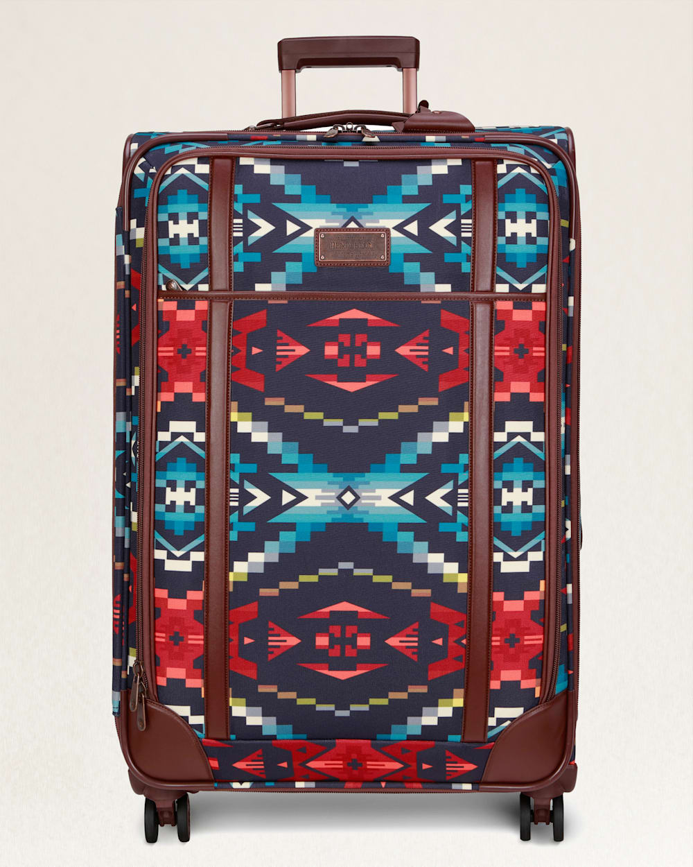 Pendleton Shop Carico Lake 28" Softside Spinner Luggage