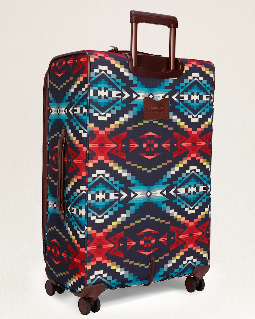 Pendleton Shop Carico Lake 28" Softside Spinner Luggage