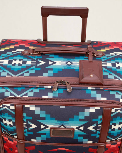 Pendleton Shop Carico Lake 28" Softside Spinner Luggage