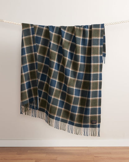 Pendleton Shop Now for the Eco-Wise Wool Fringed Throw
