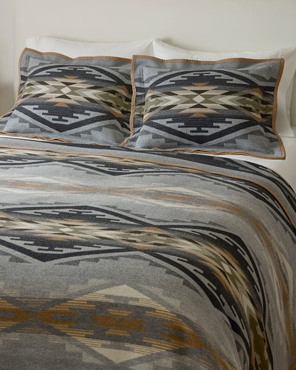 Pendleton Shop Tumalo Ridge Blanket for Warmth and Style