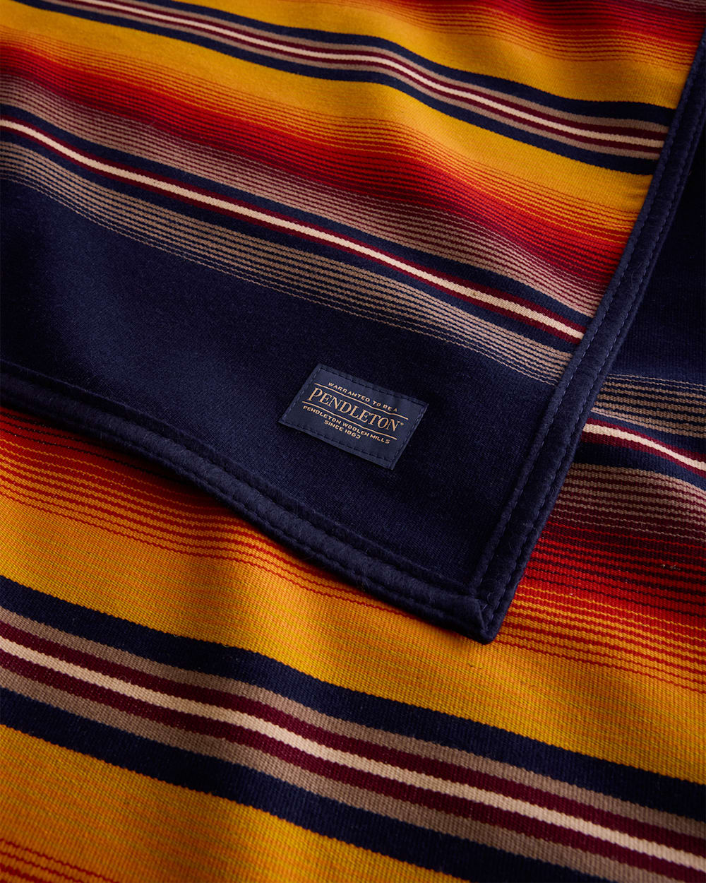 Pendleton Shop Luxurious Serape Robe: Cozy Comfort & Style