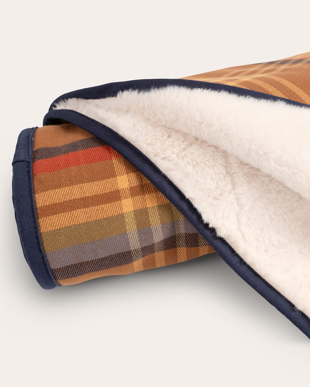 Pendleton Shop Desert Plaid Pet Crate Blanket in Pet Accessories