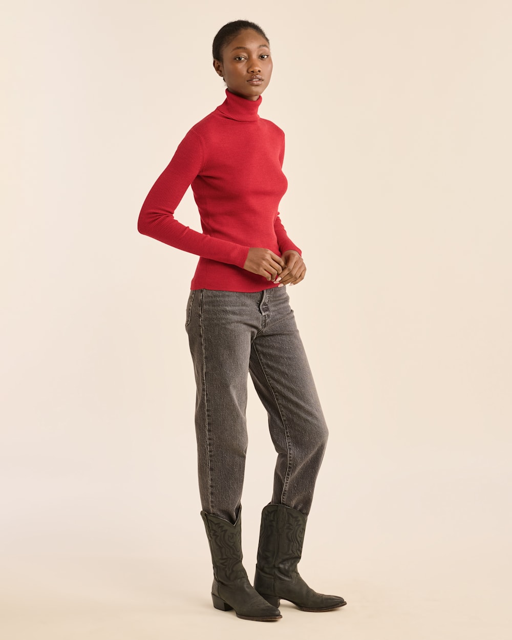 Pendleton Shop Women's Fitted Merino Turtleneck Sweater