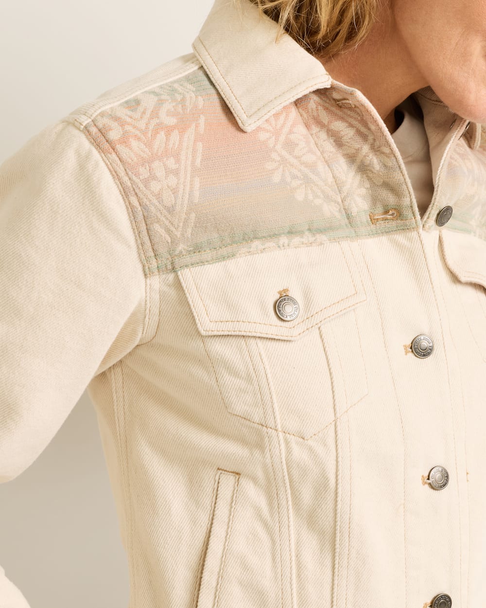 Pendleton Shop Women's Cotton Denim Trucker Jacket with Accents