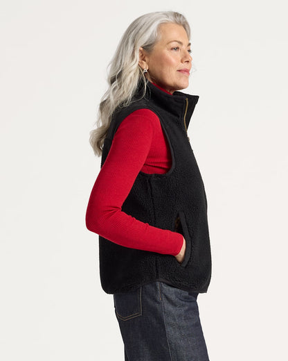 Pendleton Shop Women's Laurel Fleece Vest in Coats & Jackets
