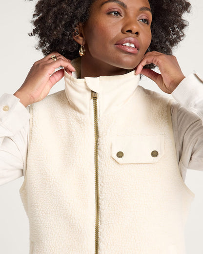 Pendleton Shop Women's Laurel Fleece Vest in Coats & Jackets