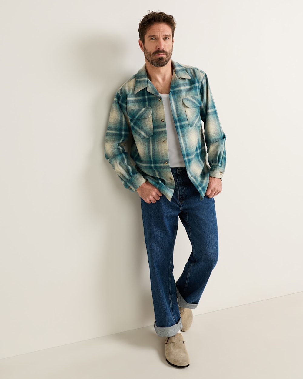 Pendleton Shop Men's Plaid Wool Board Shirt: Stylish Comfort