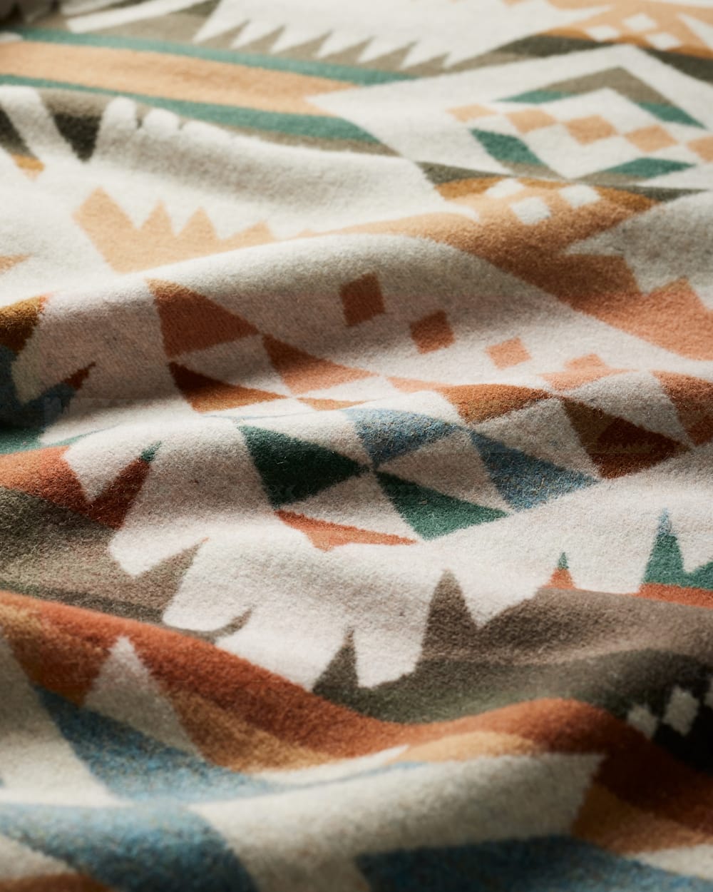 Pendleton Stay Cozy & Shop Nehalem Saddle Blanket