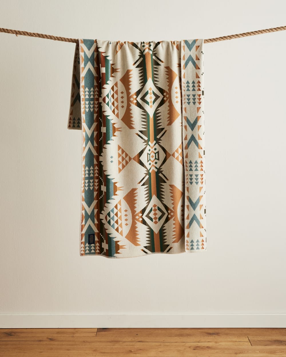 Pendleton Stay Cozy & Shop Nehalem Saddle Blanket