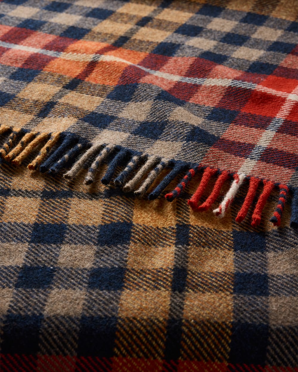 Pendleton Shop Fireside Throw in Home & Blankets