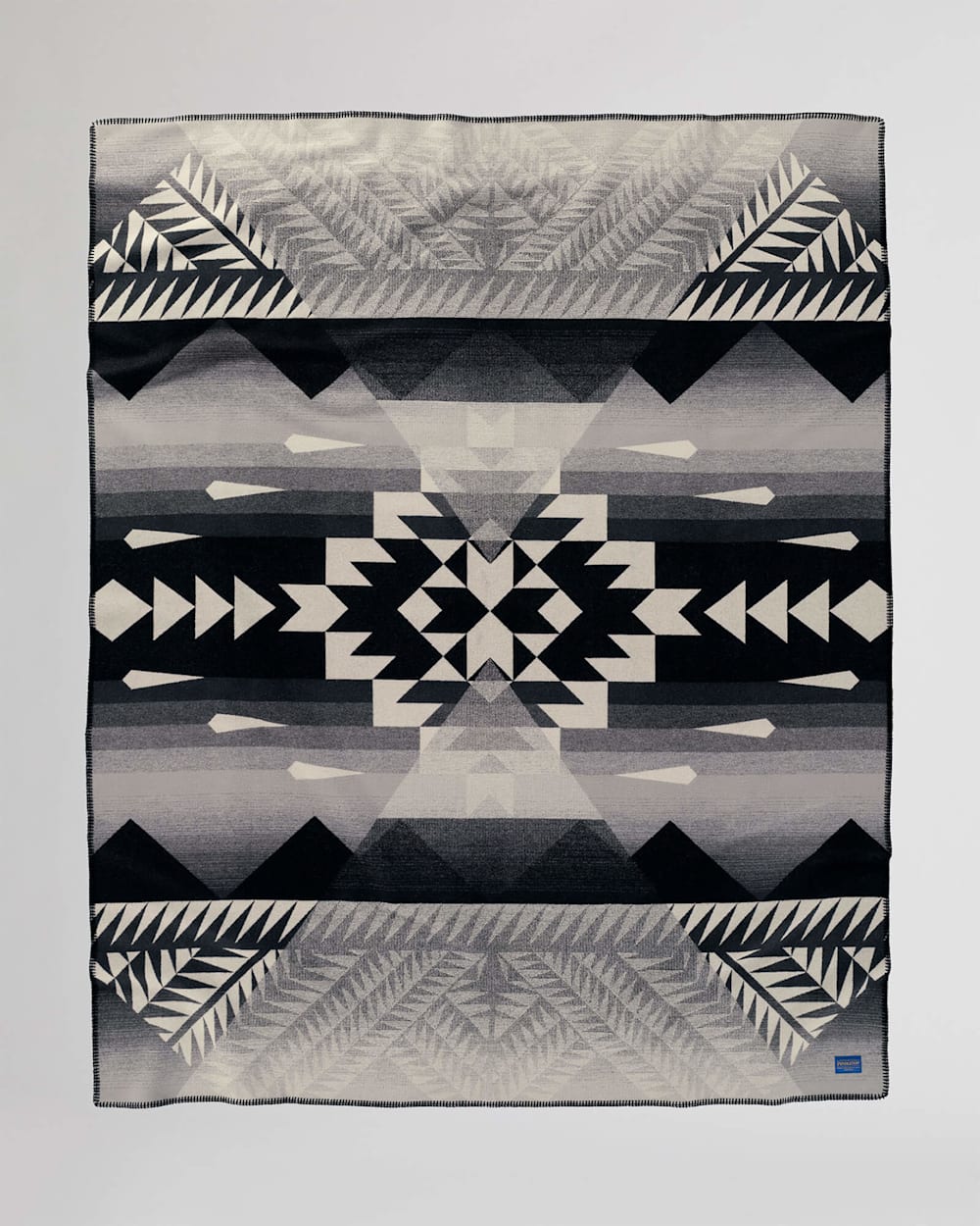 Pendleton Nike N7 Seven Peaks Blanket