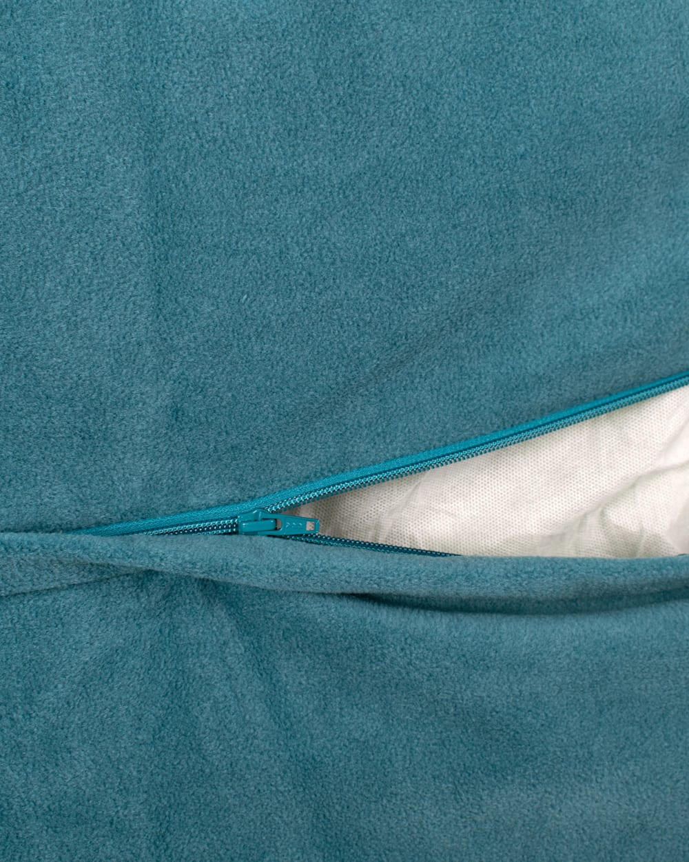 Pendleton CABIN STRIPE PET BED - KUDDLER