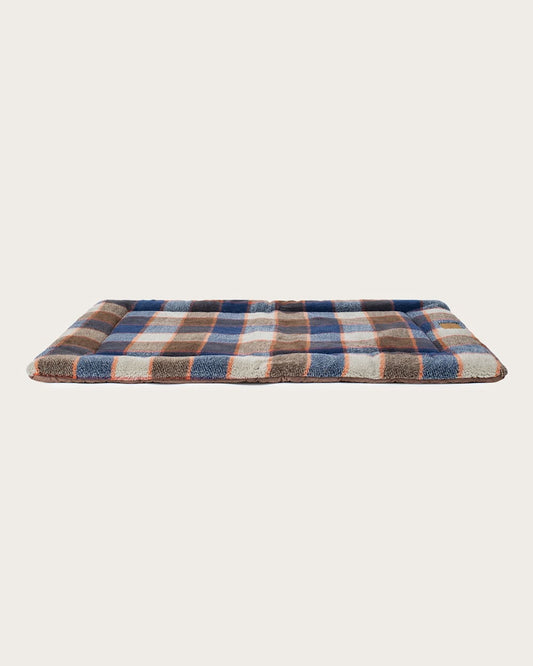 Pendleton Shop Mountain Plaid Pet Bed Comfort Cushion Plush & Durable