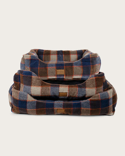 Pendleton MOUNTAIN PLAID PET BED - KUDDLER