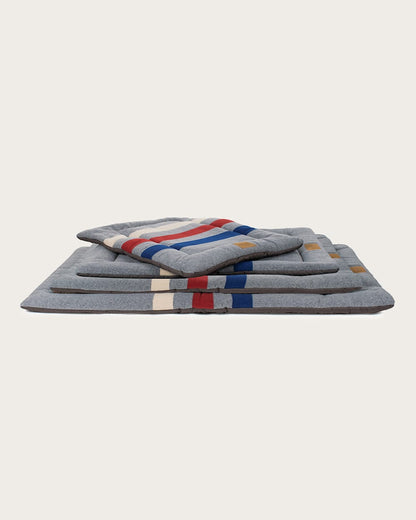 Pendleton Shop Cabin Stripe Pet Bed Comfort Cushion Plush and Durable