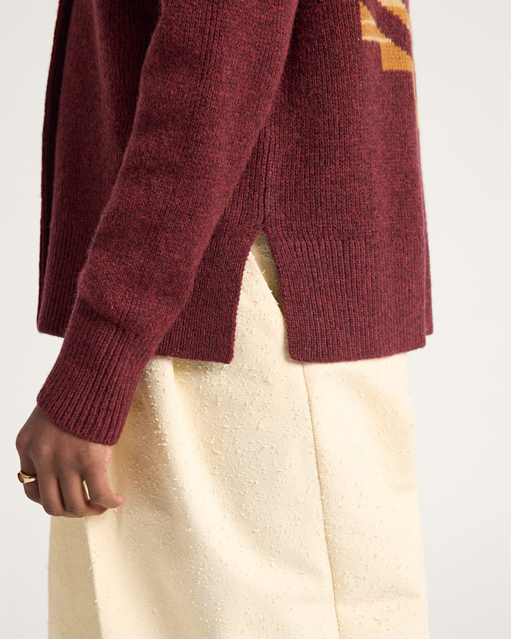 Pendleton Shop Women's Lambswool Tumalo Cardigan in Sweaters