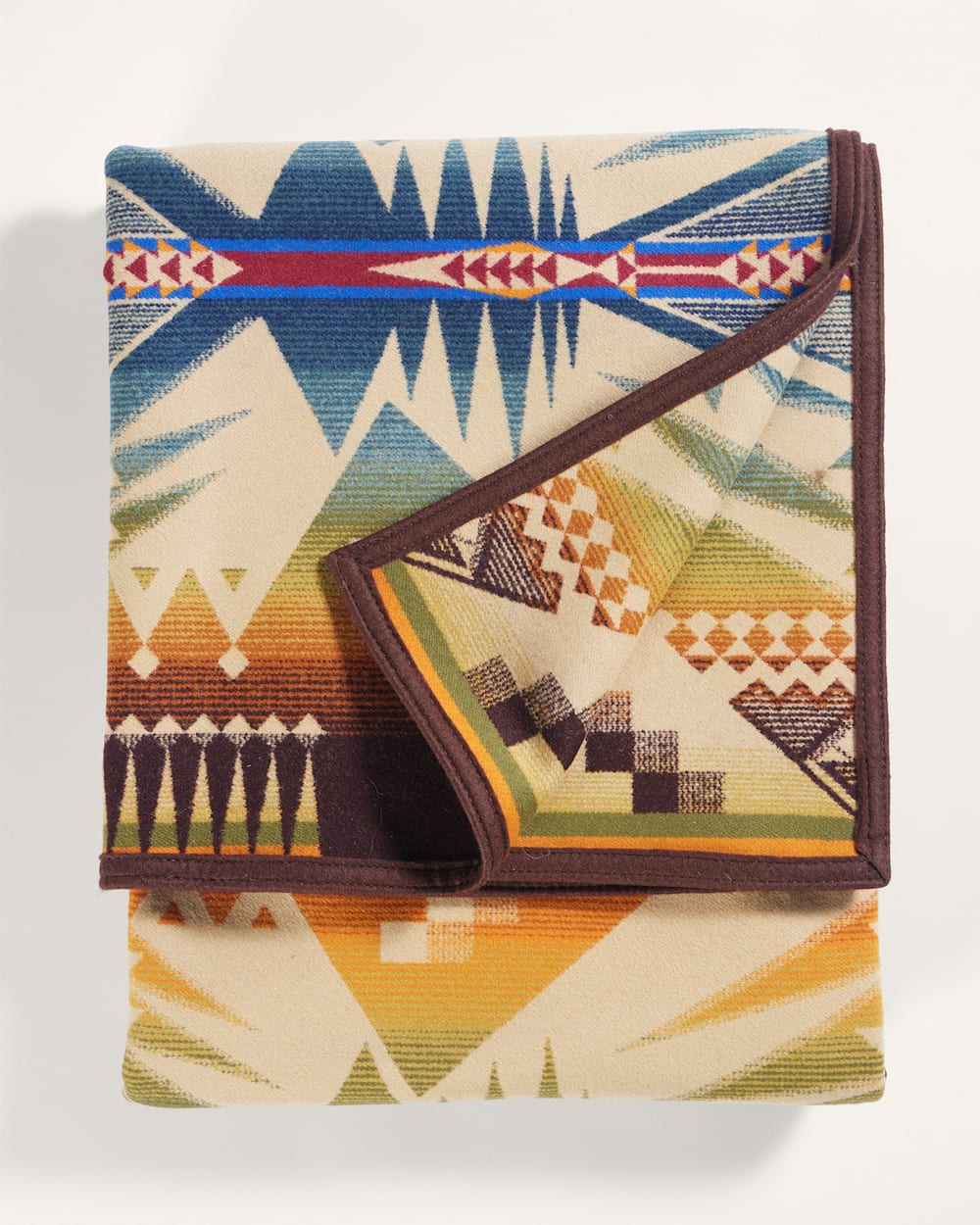 Pendleton Discover Luxurious Mystic Lake Blanket Stylish Comfort