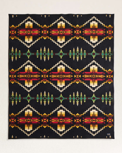 Pendleton Shop the Four Corners Blanket - Cozy Up in Style!