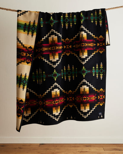 Pendleton Shop the Four Corners Blanket - Cozy Up in Style!