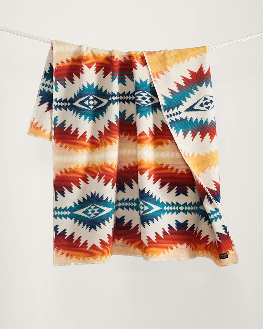 Pendleton Shop Sunset Pass Cozy Blanket: Stylish Comfort